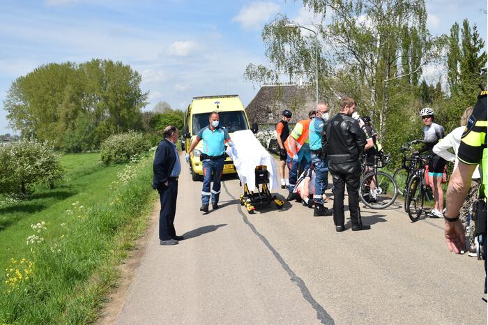 Wielrenner gewond na val