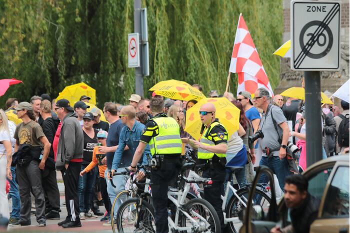 Manifestatie Walk of Freedom tegen coronabeleid