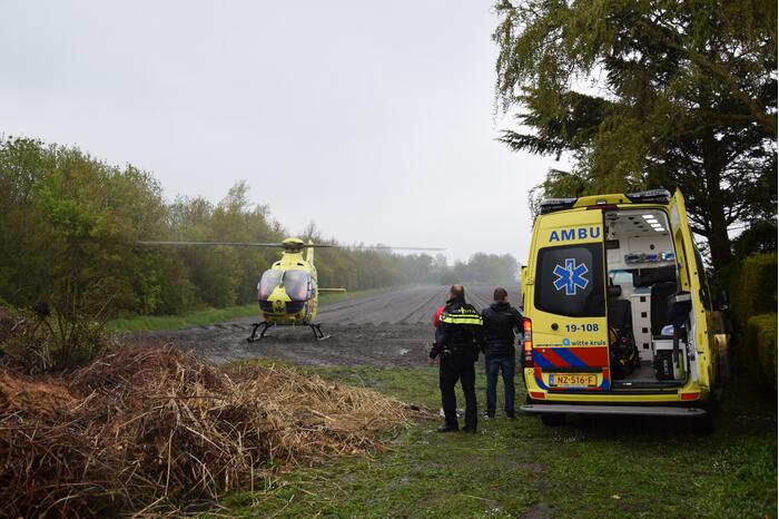 Fietser zwaargewond door valpartij