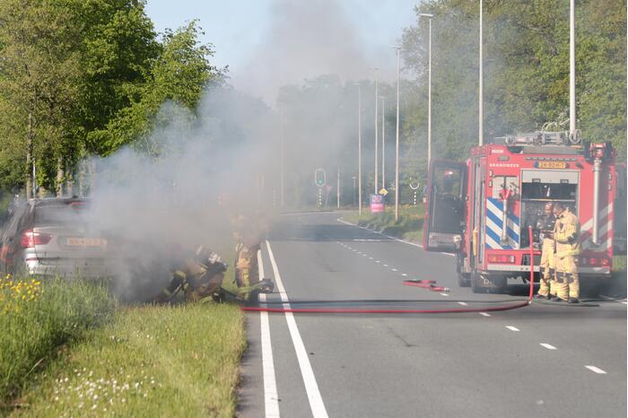Auto volledig uitgebrand