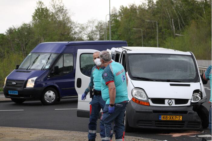 Veel schade bij verkeersongeval