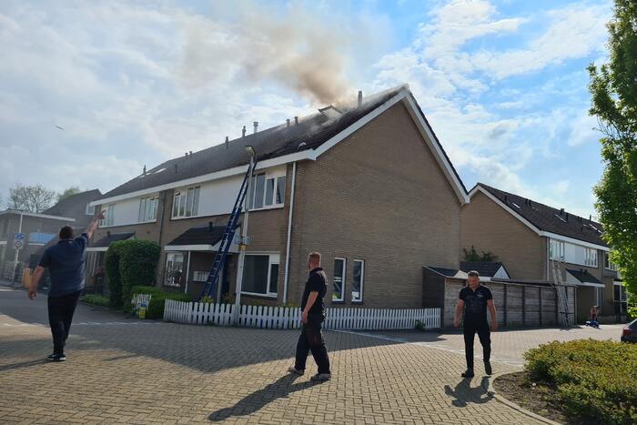 Brand op dak ontstaan door dak werkzaamheden