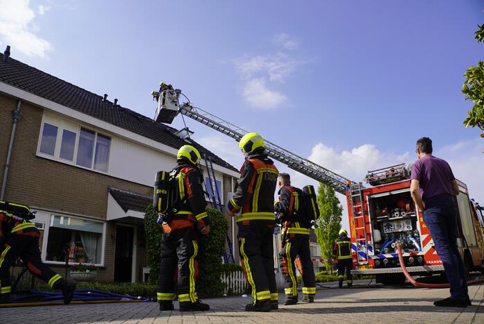 Brand op dak ontstaan door dak werkzaamheden