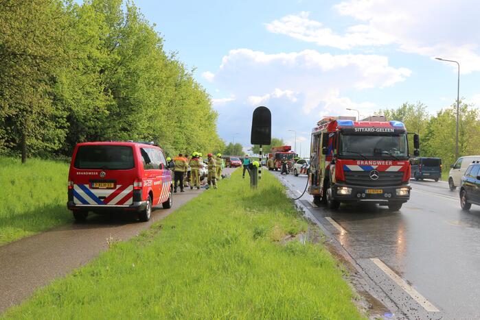 Bestuurder van Tesla verliest macht over het stuur