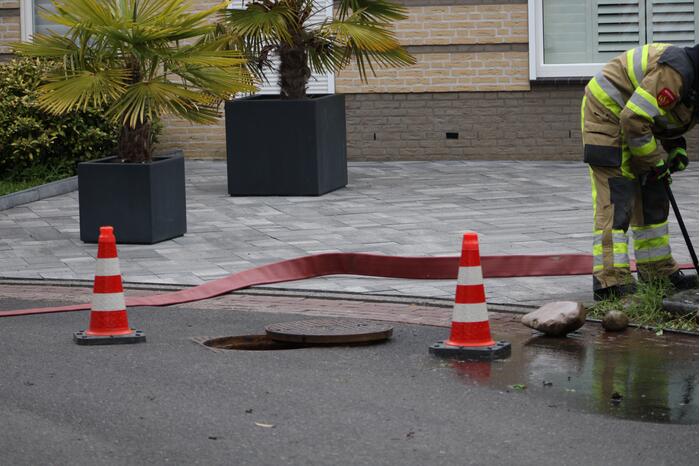 Onderzoek naar vreemde lucht uit riool