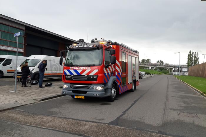 Onderzoek naar rook in loods