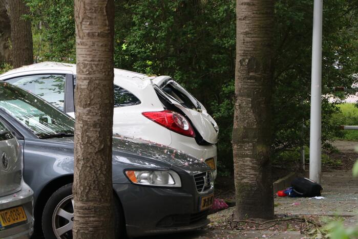 Persoon ernstig gewond na val van flat