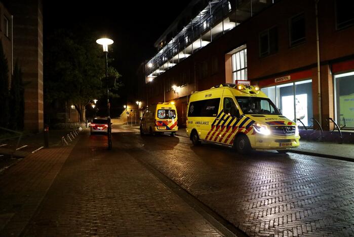 Traumahelikopter ingezet bij incident in woning