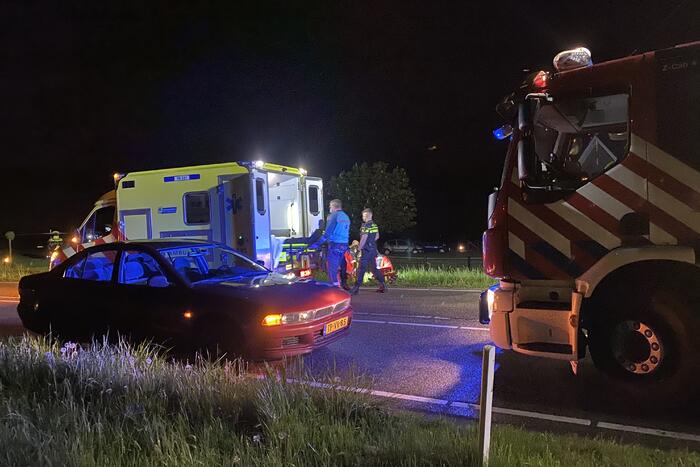 Auto te water, meerdere gewonden