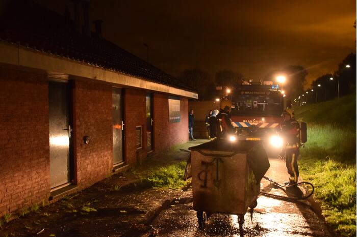 Container vliegt in brand