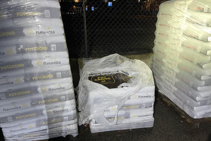 Persfotografen verrichten burgerarrest voor diefstal bij Gamma