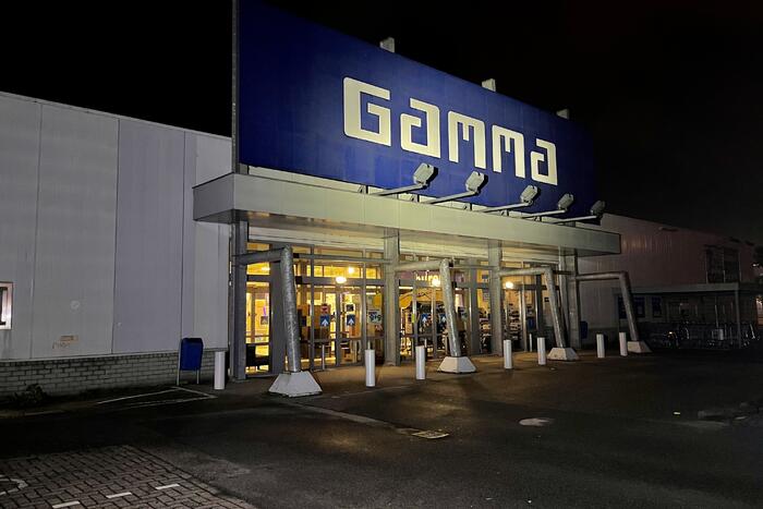 Persfotografen verrichten burgerarrest voor diefstal bij Gamma