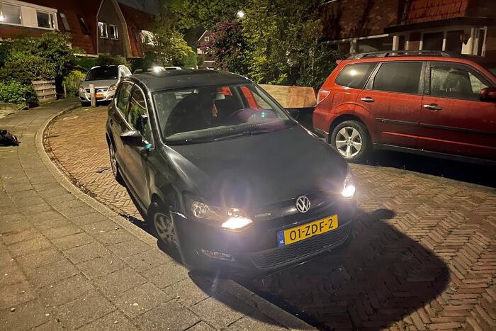 Personenauto gecrashed tijdens achtervolging