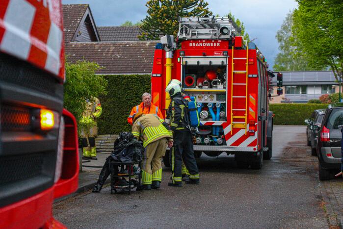 Accu vliegt in brand in garage