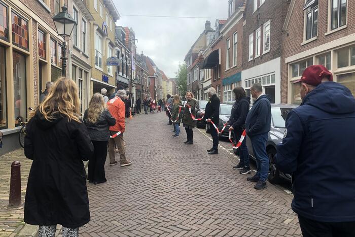 Actie en aanbieden petitie voor toekomst Zalen Schaaf
