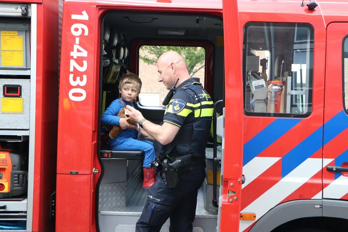 Persoon behandeld na brand in woning