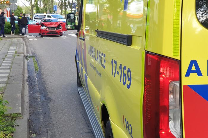 Veel schade bij kop-staartbotsing