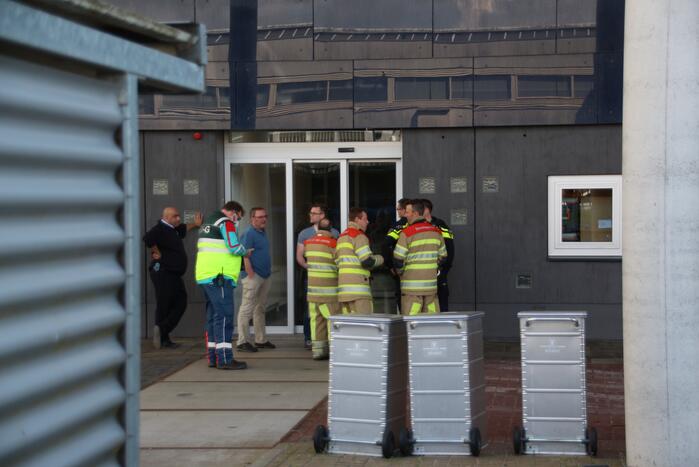 Brandweer doet onderzoek in pand Rijkswaterstaat