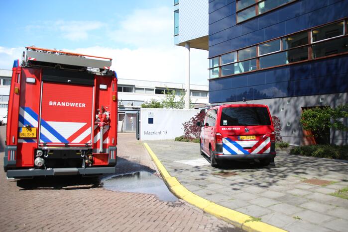 Brandweer doet onderzoek in pand Rijkswaterstaat