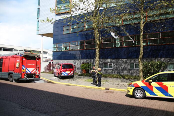 Brandweer doet onderzoek in pand Rijkswaterstaat