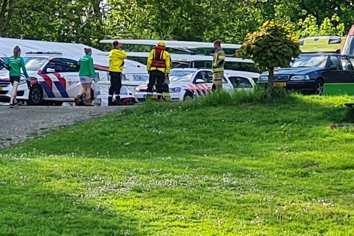 Persoon raakt te water