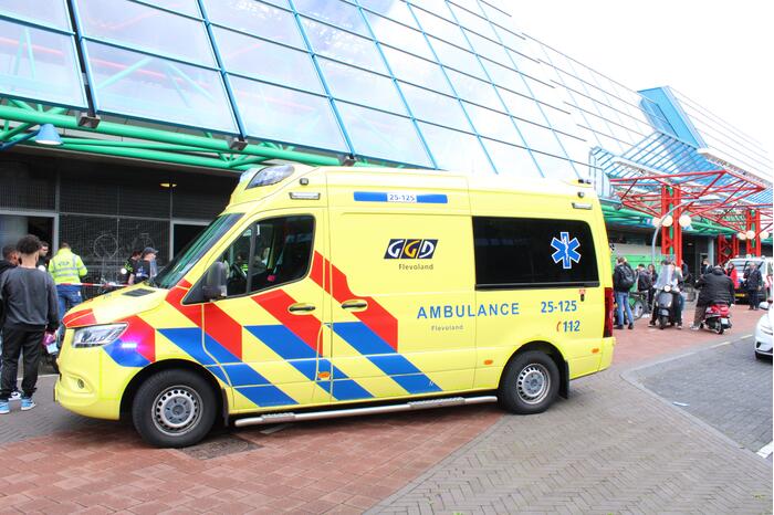 Persoon gewond bij steekincident