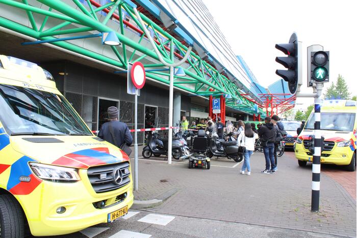 Persoon gewond bij steekincident