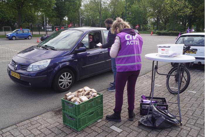 Medewerkers van metalektrobedrijven zijn opnieuw aan het staken
