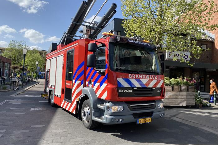 Spandoeken losgewaaid