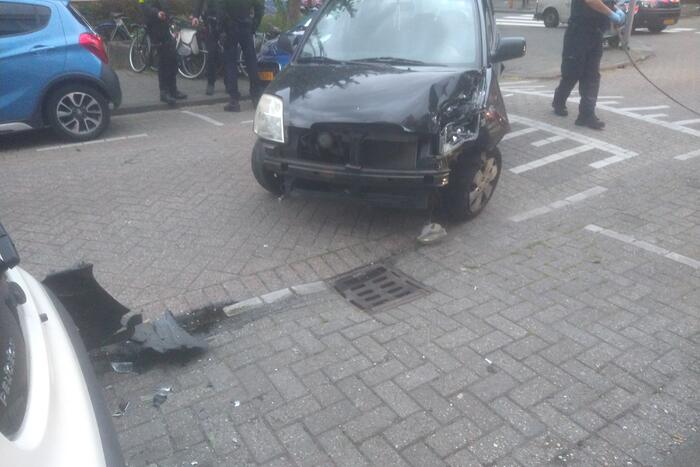 Auto crasht na politieachtervolging