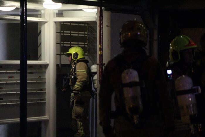 Veel rook bij brand in kelderbox