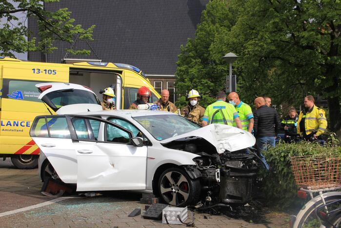 Persoon bekneld na eenzijdig ongeval