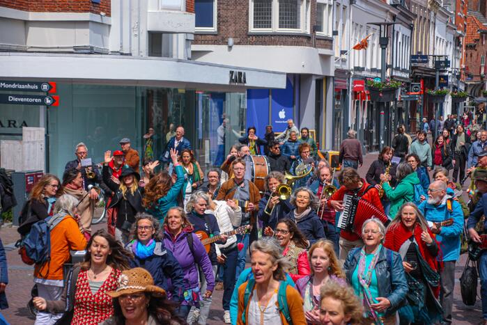 Stad verrast met flashmob