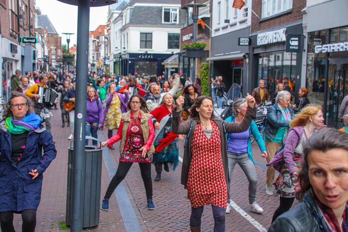 Stad verrast met flashmob