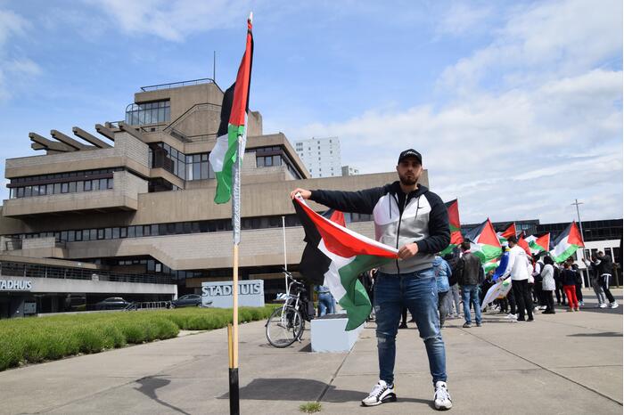 Politie houdt toezicht bij demonstratie