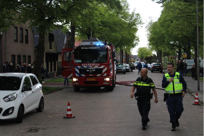 Flinke brand in schuur van woning
