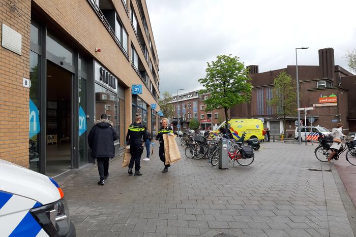 Persoon gewond door steekpartij bij Albert Heijn