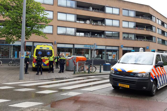 Persoon gewond door steekpartij bij Albert Heijn