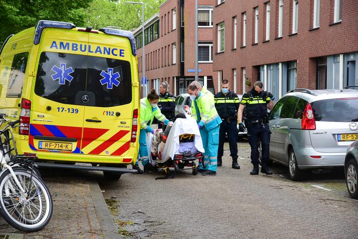 Een dode en ernstig gewonde bij steekpartij