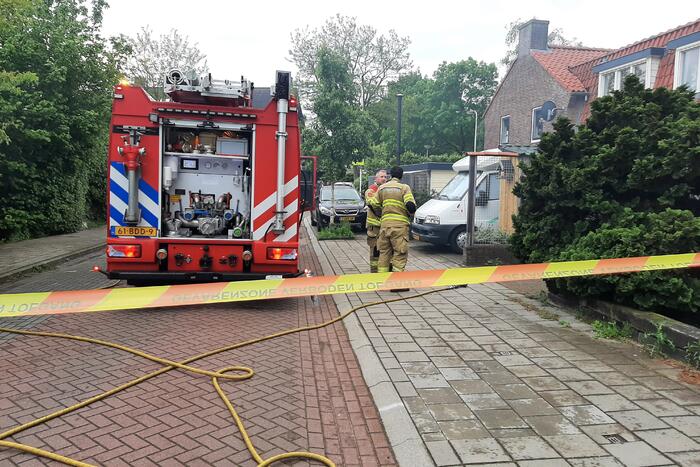 Uitslaande brand in garage van woning