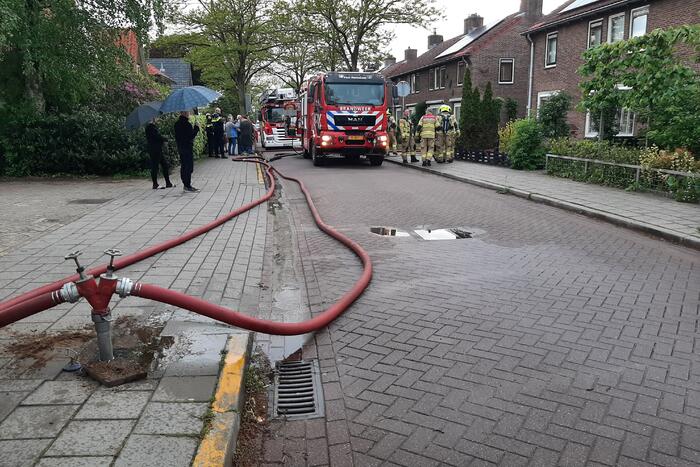 Uitslaande brand in garage van woning