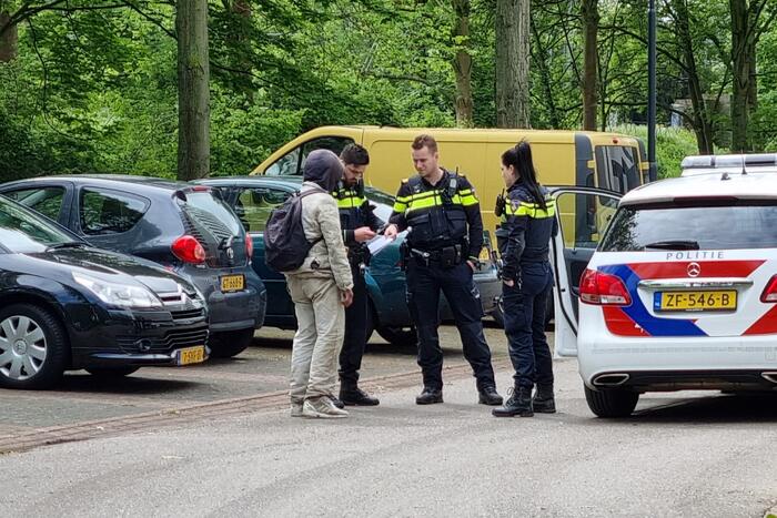 Spoorloper van spoor geplukt door agenten