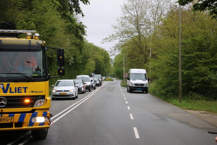 Ongeval tussen drie voertuigen