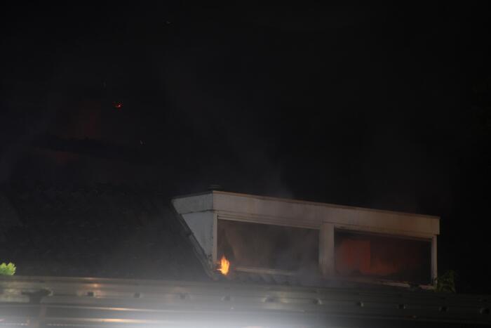 Grote brand in een leegstaand pand