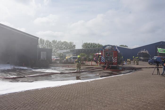 Boot in loods vat vlam