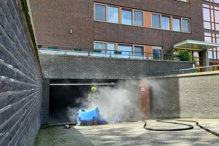 Veel rook bij brand in parkeergarage