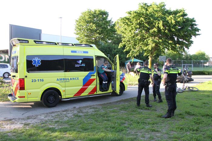 Persoon gewond na val met motorscooter