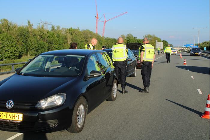 Schade bij ongeval tussen drie voertuigen