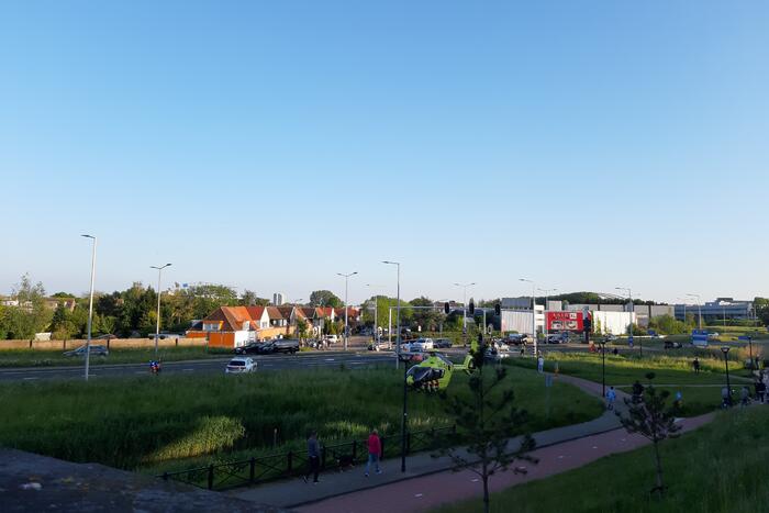 Fietser zwaargewond bij aanrijding met auto