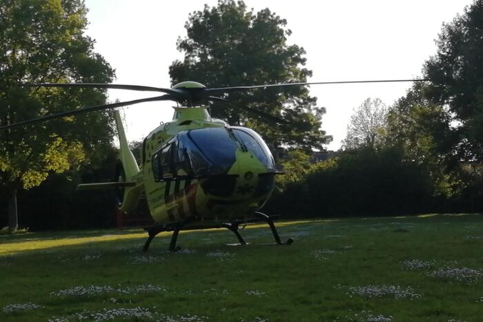 Traumahelikopter ingezet bij incident in woning